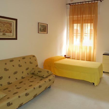 Domus Mater Apartment Cagliari Bagian luar foto
