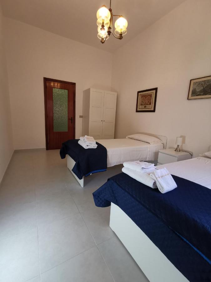 Domus Mater Apartment Cagliari Bagian luar foto