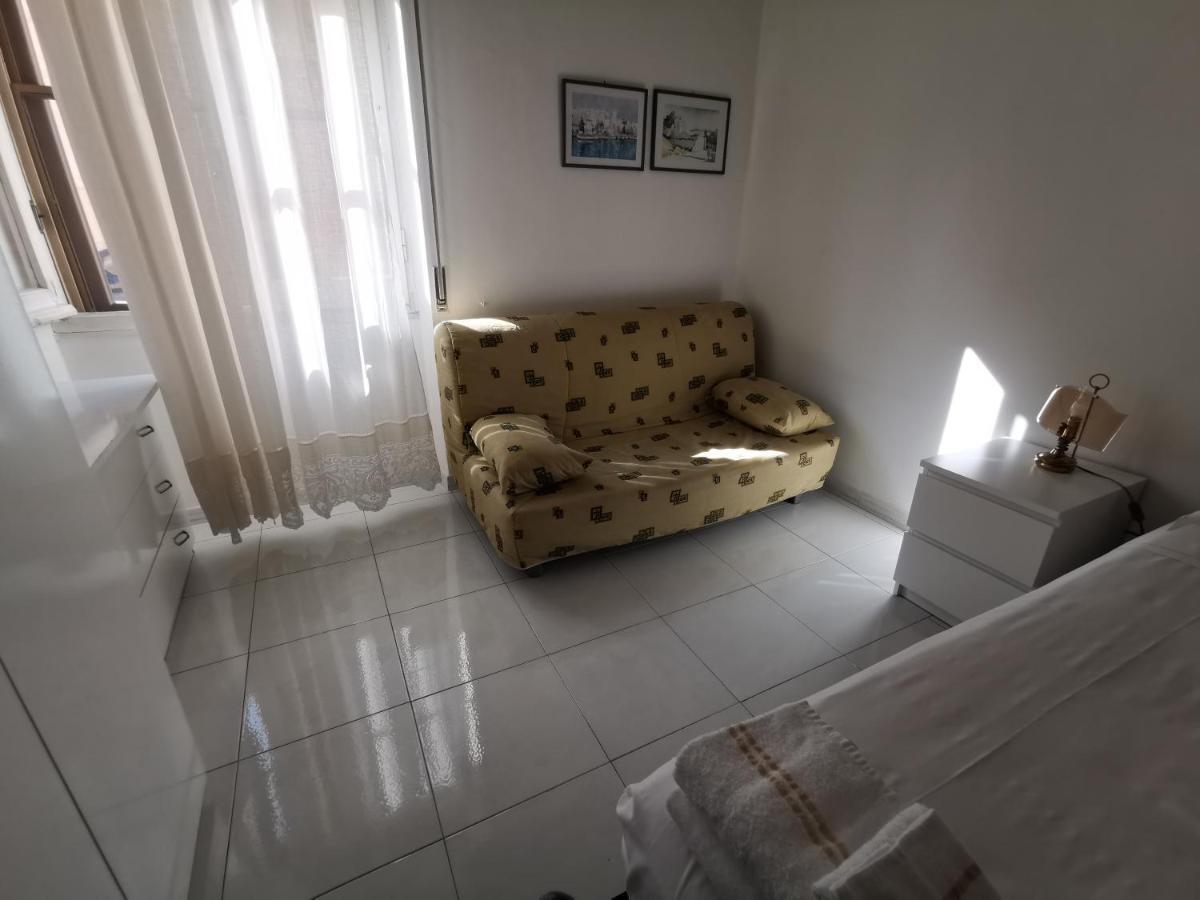Domus Mater Apartment Cagliari Bagian luar foto